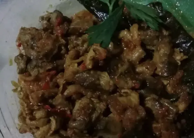 15 Menu Buka Puasa Lauk Pauk Sehat, Lezat & Praktis! ati ampela balado