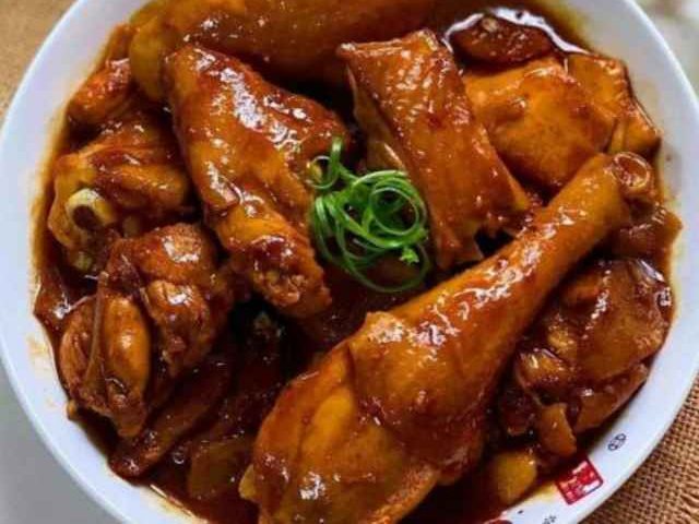 15 Menu Buka Puasa Lauk Pauk Sehat, Lezat & Praktis! Ayam Kecap