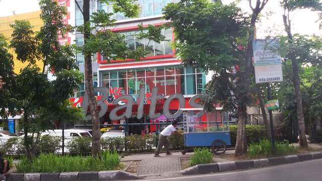 10 Rekomendasi Grosir Baju Murah Bandung & Berkualitas! Grosir Pakaian