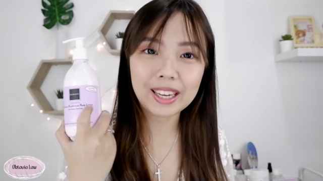 REVIEW Produk: Scarlett Whitening Body Lotion Buat Kulit Lebih Cerah! scarlett whitening body lotion