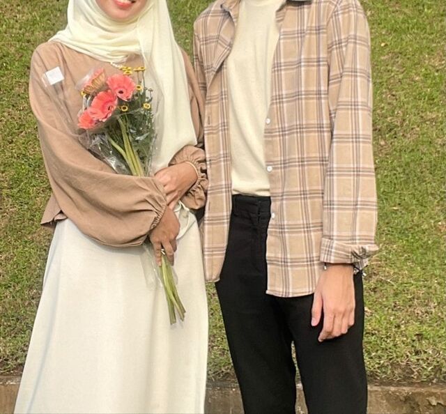 Inspired from Korean Style. Makin Terlihat Sweet Couple 