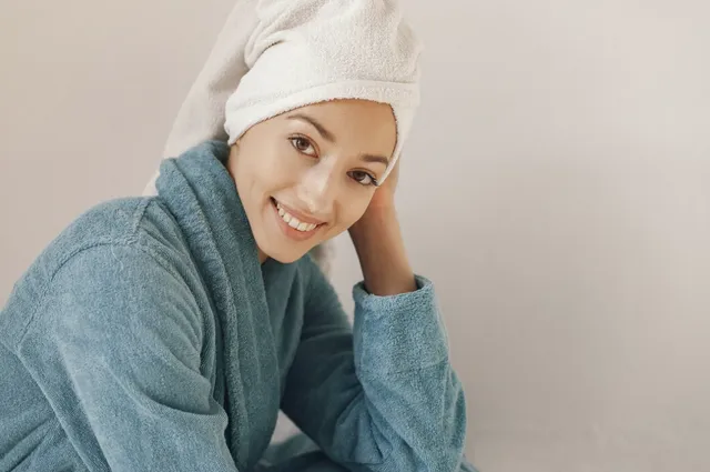 7 Cara Menghilangkan Flek Hitam di Wajah yang Membandel, Ampuh!