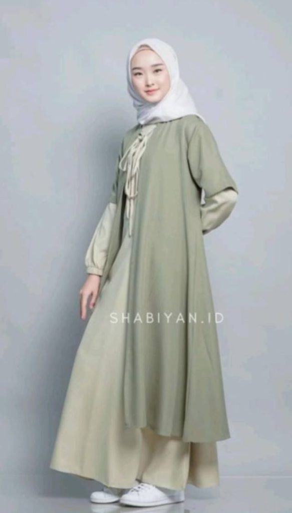 16 Contoh Model Baju Gamis Batik Kombinasi Polos, Stunning! gamis simple polos kombinasi