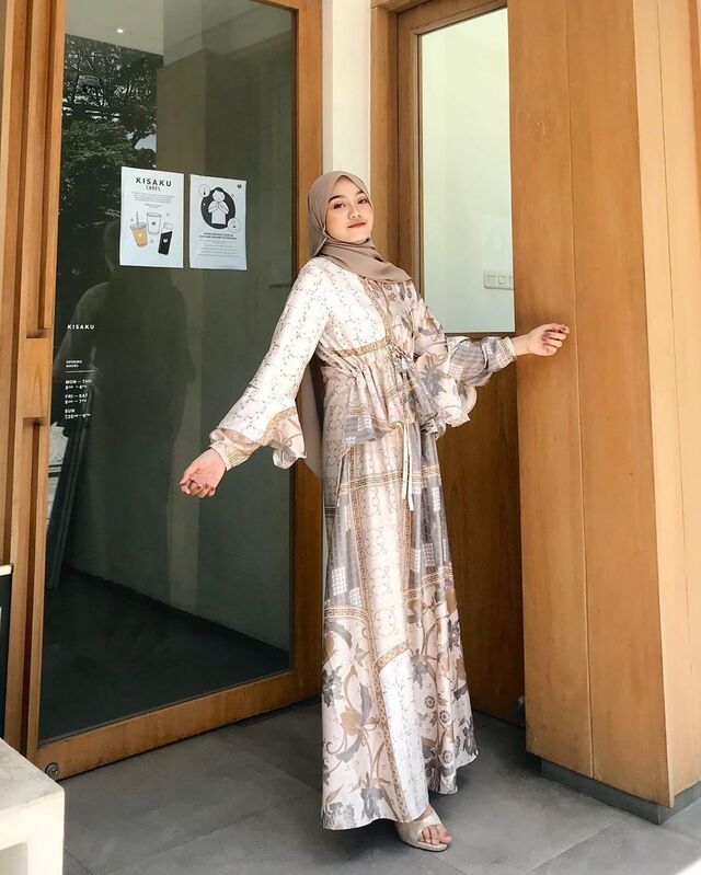 13+ Model Baju Gamis Batik Kombinasi Kain Polos Remaja Model Baju Gamis Batik Kombinasi Kain Polos Remaja