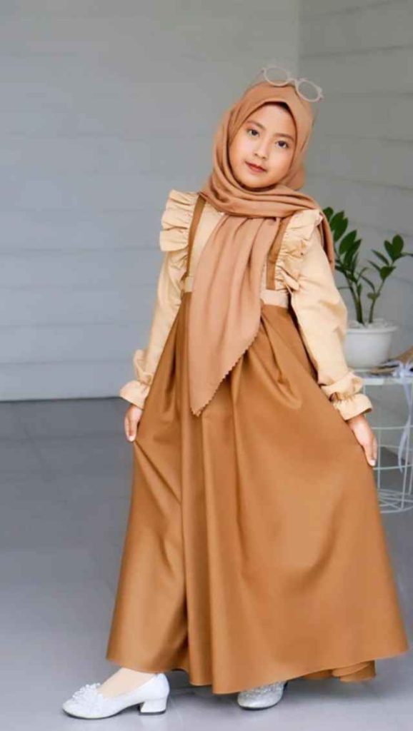 gaun anak perempuan