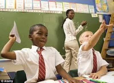 Tidak disiplin adalah salah satu penyebab rezeki seret.