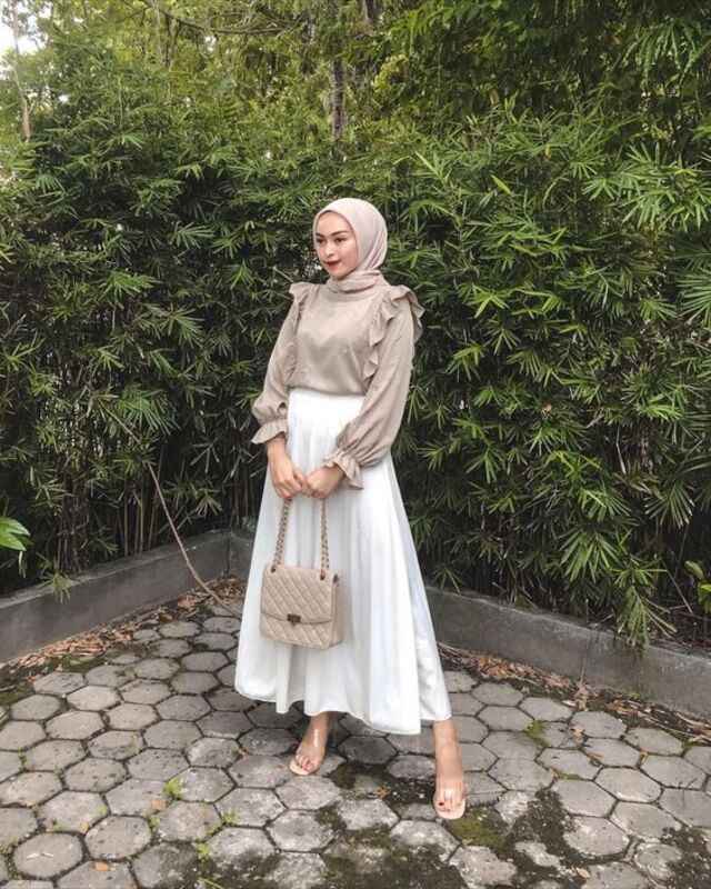 22 OOTD Kondangan yang Casual & Simpel Bikin Berkesan! ootd kondangan