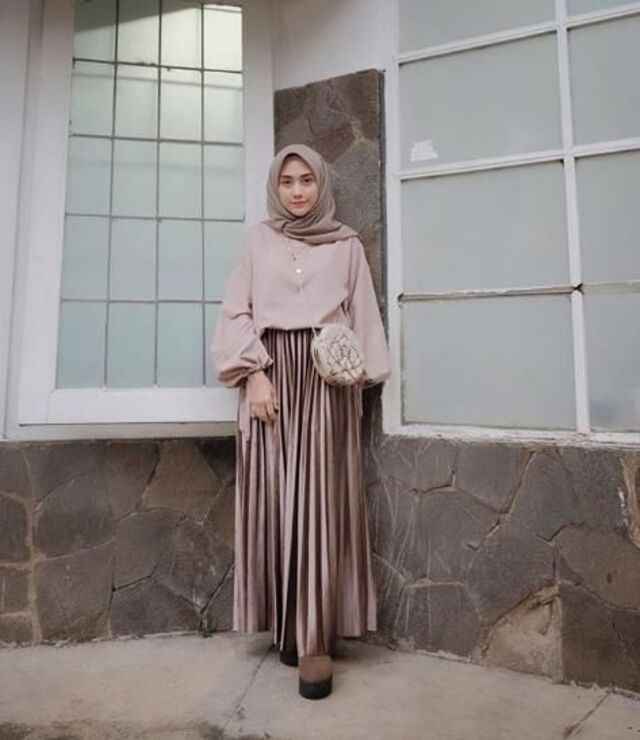 22 OOTD Kondangan yang Casual & Simpel Bikin Berkesan! ootd kondangan