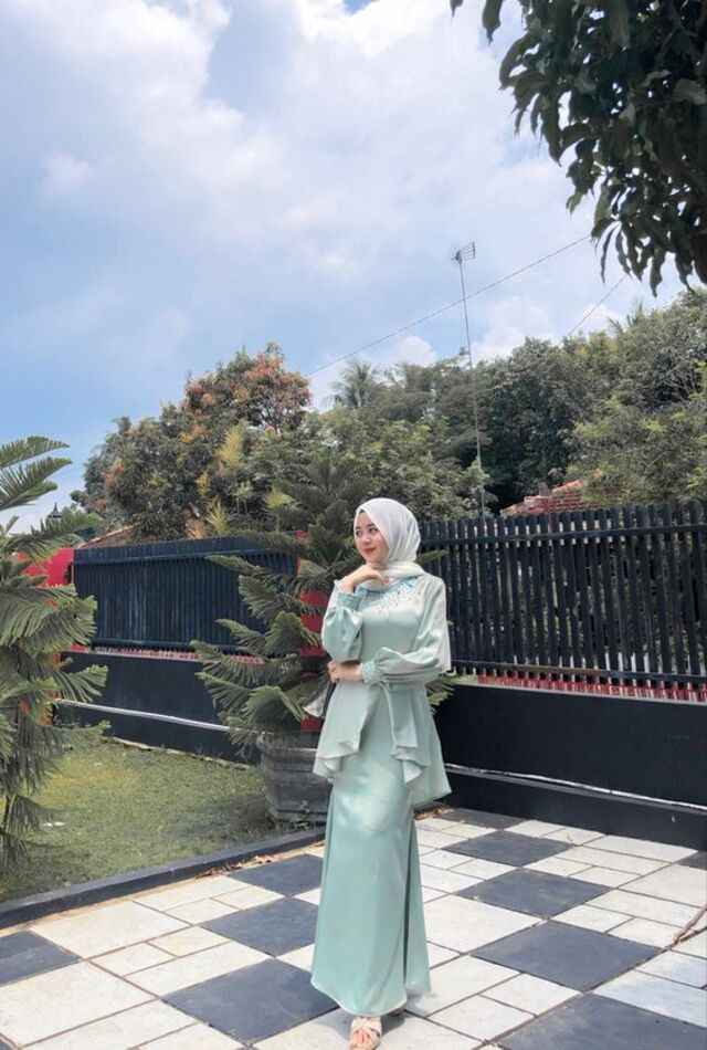 22 OOTD Kondangan yang Casual & Simpel Bikin Berkesan! ootd kondangan