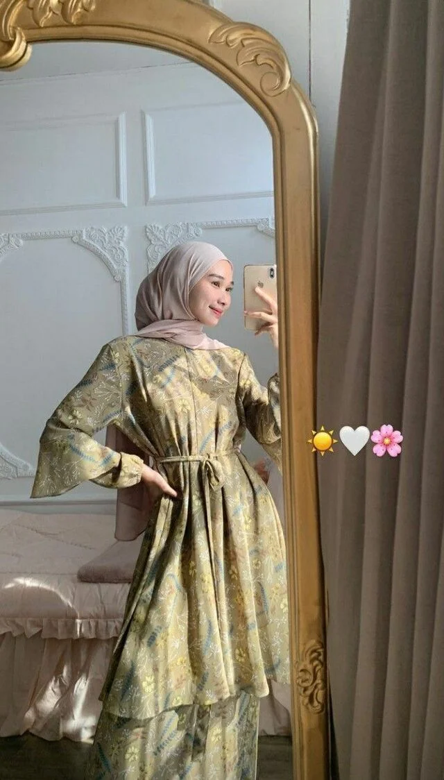 10 Model Baju Gamis Batik Sederhana Tapi Elegan untuk Acara Resmi model baju gamis batik