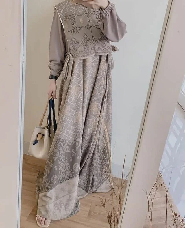 10 Model Baju Gamis Batik Sederhana Tapi Elegan untuk Acara Resmi model baju gamis batik