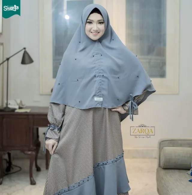 10+ Contoh Model Ujung Lengan Baju Gamis Cantik dan Elegan contoh model gamis lengan serut