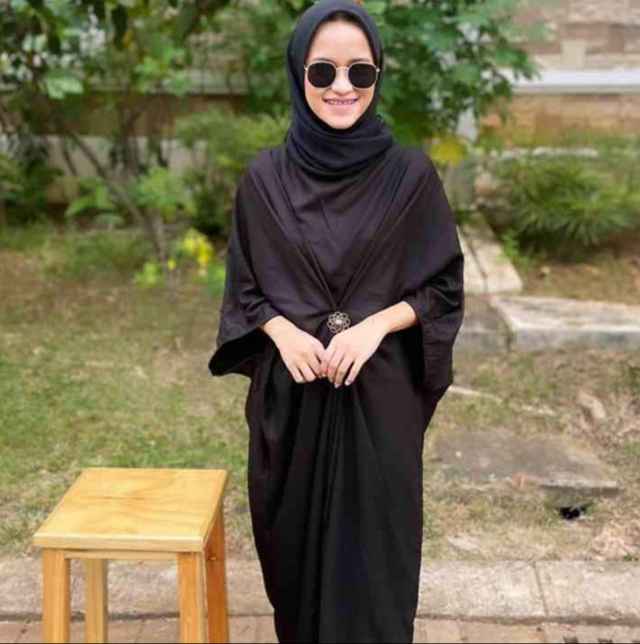 Basic Kaftan Black by Mona Studio