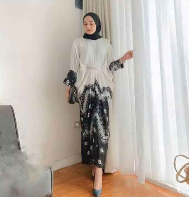 12 Baju Kaftan Stylish untuk Outfit Lebaran Kamu, Intip!