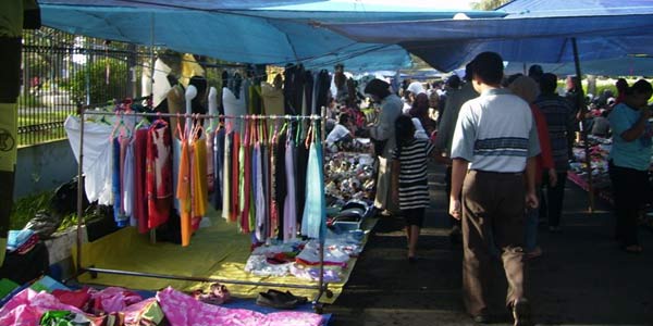 10 Rekomendasi Grosir Baju Murah Bandung & Berkualitas! grosir pakaian