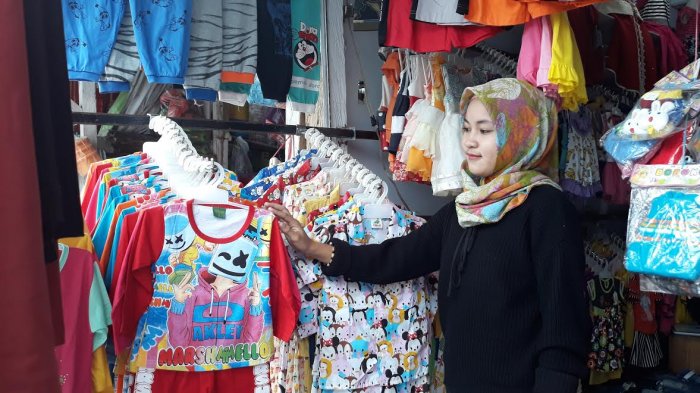 penjual pakaian