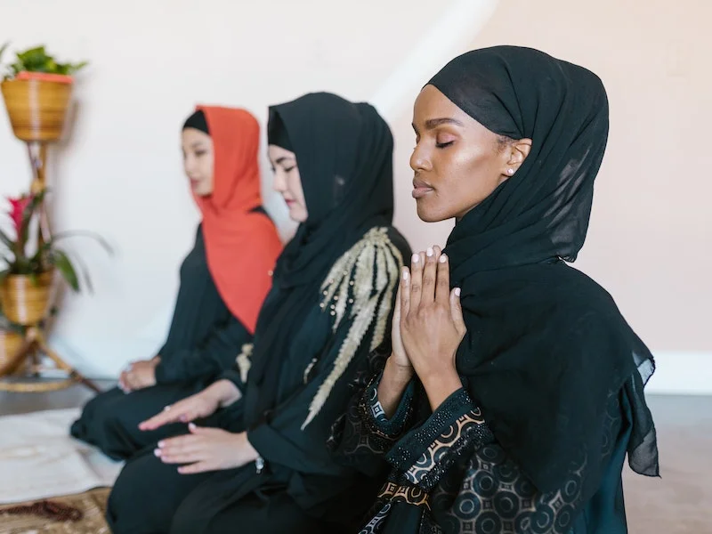 Doa Meluluhkan Hati Seseorang Dari Jarak Jauh yang Manjur! Doa Meluluhkan Hati Seseorang Dari Jarak Jauh