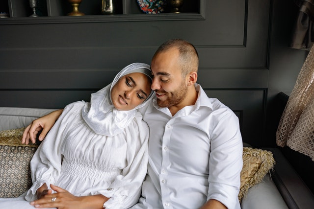 Ciri Ciri Orang Hamil dari Raut Wajah