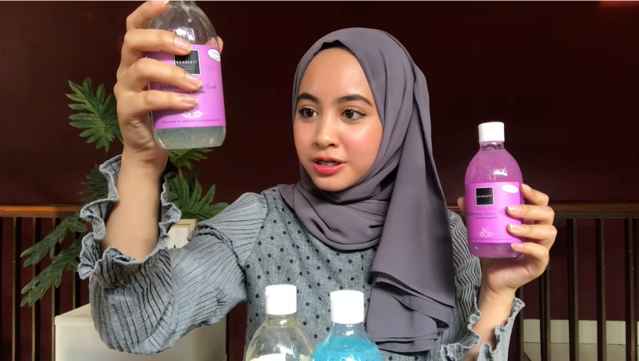 REVIEW Produk : Scarlett Whitening Shower Scrub, Hempaskan Warna Kulit Belang! Scarlett Whitening Shower Scrub