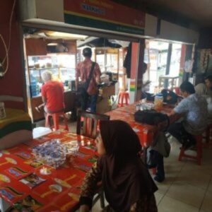 Pujasera Binangkit Warmindo Bandung