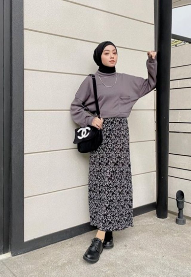 OOTD Rok Span Hijab
