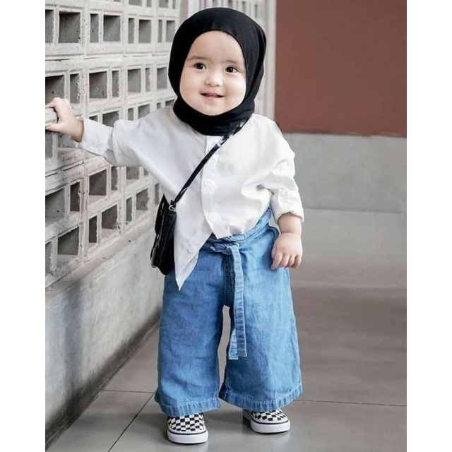 desain pakaian Si kecil