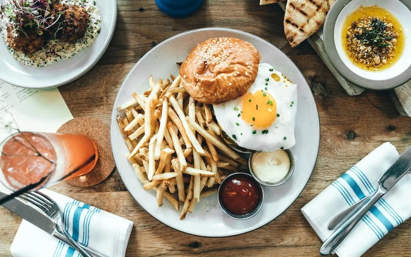 250 Contoh Slogan Makanan yang Menarik, Singkat dan Memikat Pembeli, Coba! slogan makanan yang menarik