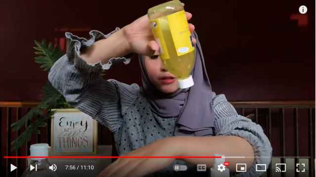 REVIEW Produk : Scarlett Whitening Shower Scrub, Hempaskan Warna Kulit Belang! Scarlett Whitening Shower Scrub