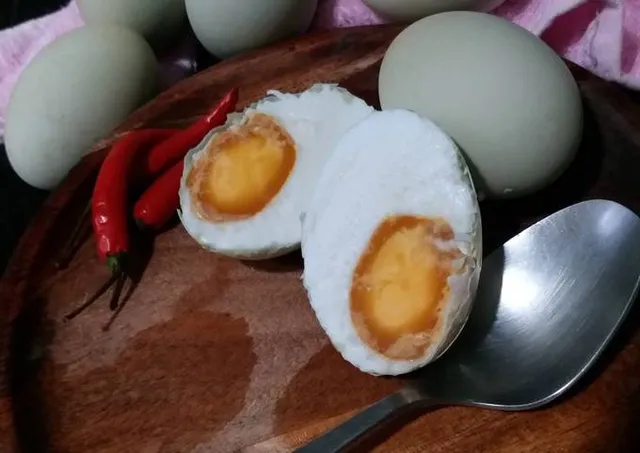 cara membuat telur asin