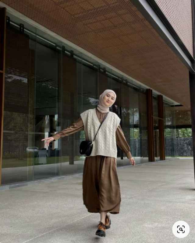 OOTD Vest Hijab